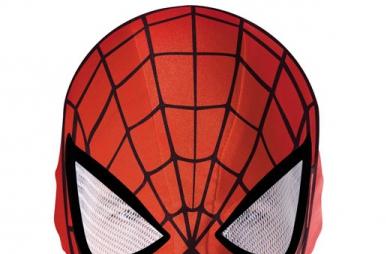 Spider Man прикрие собствените си ръце, Спайдърмен - маска и китката, изработени от филц за Нова година