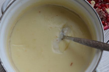 Млечният ванилов пудинг рецепта с стъпка по стъпка снимки