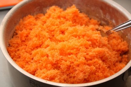 Морков торта как да се използват, какво да готвя, спестяване е лесно!