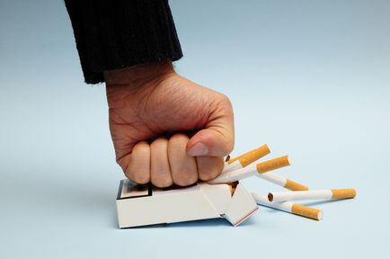 Отказването от тютюнопушенето и какво се случва след отказване