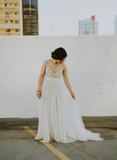 Правила за избор на перфектната сватбена рокля, за да създадете ефектен образ на булката