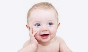 Правилният избор на име на бебето лесно да се направи, има няколко основни критерии