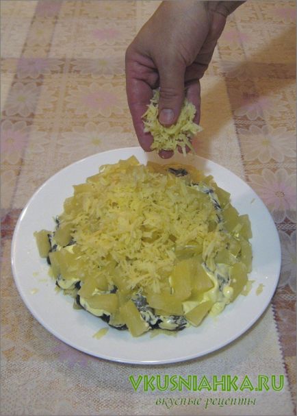 Салата с пиле гъби ананас сирене, пилешка салата рецепта ананас сирене, вкусни рецепти