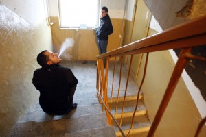 Глобата за пушене на стълбището на жилищен блок през 2017 г.