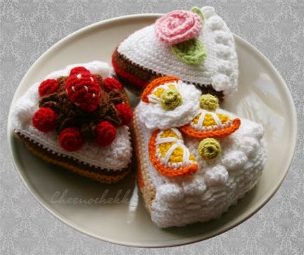 Трикотажни торти - плетени играчки - схема на една кука - проект на Наталия gruhinoy на автора