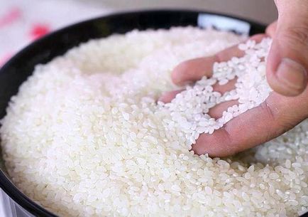 Какво добавя към ориз за суши