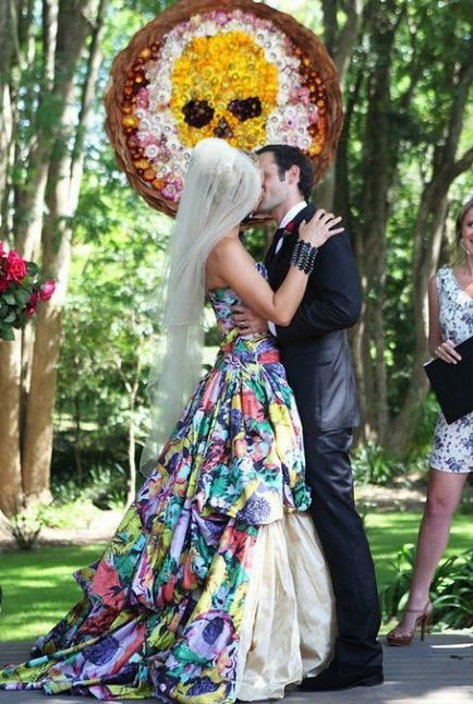 17 идеи необичайни сватбени рокли, които подчертават индивидуалността и характера на съвременната