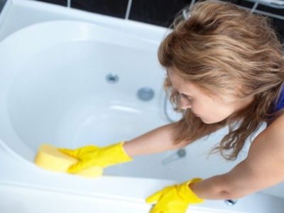 Как можем да почистите акрилна вана у дома