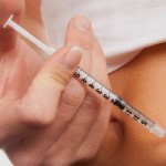 Как да се убоде инсулин в стомаха, където да се инжектира клиповете на спринцовката