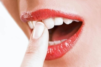 Как да се засили венците, ако те залитат зъби у дома какво да правя