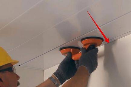 PVC панели на тавана със собствените си ръце, видео и снимки, най-новата размера панел, първа стена