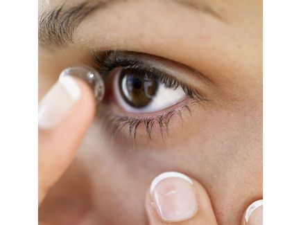 7 мита за контактни лещи, космополитен списание