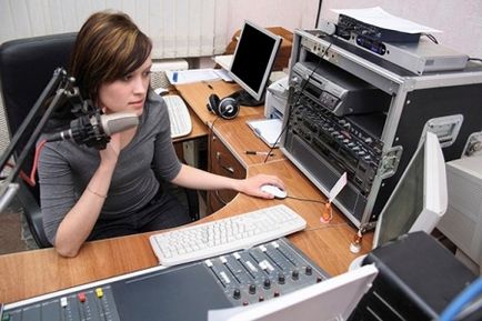 Бизнес върху слушателя като радиостанция