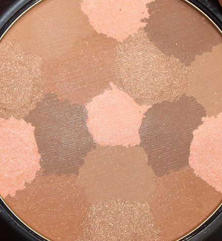 Bronzer прах Guerlain теракота светлина (сянка номер 03 брюнетки) - ревюта, снимки и цена (теракота) Bronzer прах Guerlain теракота светлина (сянка номер 03 брюнетки) - ревюта, снимки и цена