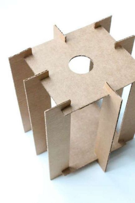 Какво може да се направи от картон с ръцете си от тръби, картонени кутии и велпапе