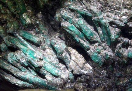 Какво е Emerald имоти, минното дело, история на скъпоценни камъни, бижутер