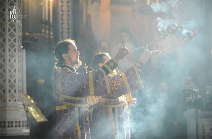 Какво е кадилницата, защо трябва да кадят (тамян) Какво е кадилницата, защо трябва да кадят