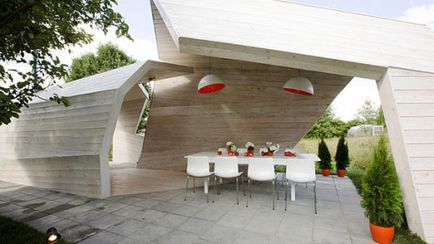 Дизайн и лятна кухня в откритата тераса на въздух или тавана