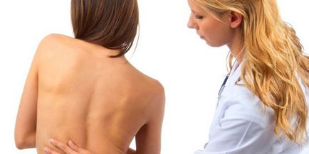 Изкривяването на характеристиките на гръбнака деформационни и симптомите, как да се изправите стойката си и да се предотврати