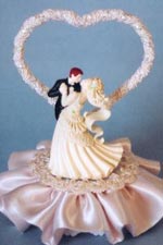 Историята на сватбената торта