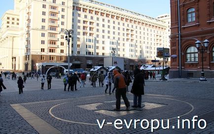 Как да стигнем до Червения площад в Москва метро