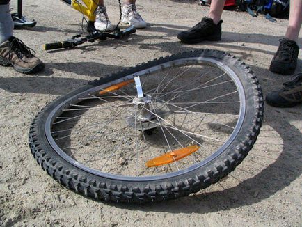 Как да се определи осем колело велосипедни основни правила за ремонт и поддръжка на велосипеда