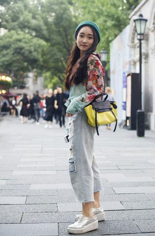 Как да се носят модни жени по улиците на Пекин това лято