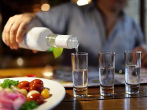 Как да се пие водка традиционния празник правила