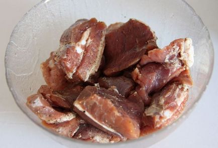 Как да си направим кебап меки и сочни нюанси на работа с говеждо, агнешко, свинско месо