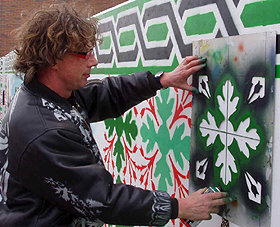 Как да си направите шаблон графити със собствените си ръце