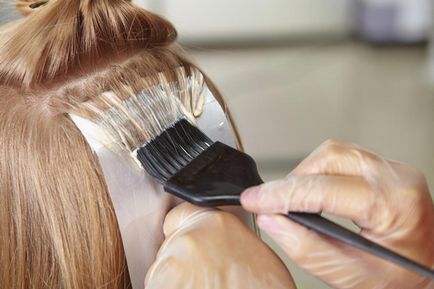 Как да премахнете пожълтяване на косата след боядисване (тоник, шампоани и други рецепти)