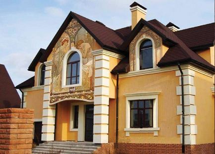 Как да украсят фасадата на къщата си