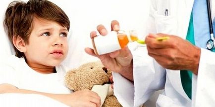 Как да се успокои кашлица през нощта детето и дали родителите да изпаднат в паника, кашлица