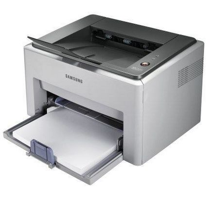 Как да вмъкнете фотохартията в принтера