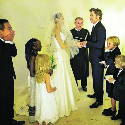 Как да запазим децата заети по време на сватбата - подготовка развлекателна програма