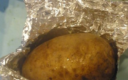 Как да се пекат картофи на фурна