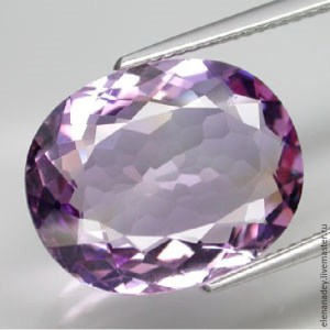 Ametrine каменни имоти, снимки, зодия, цвят и стойност