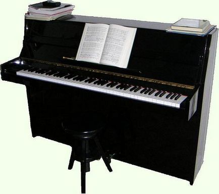 Клавие - струнен музикален инструмент клавиатура