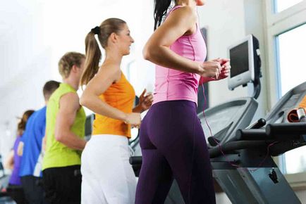 Когато стартирате че намаляването на теглото, на първо място, въздействието върху мускулите на краката, бягане кора, раменете
