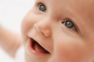Когато детето започне да се усмихва съзнателно в отговор на майка ми (отговорът) Когато детето започне да се усмихва съзнателно в отговор на моята майка
