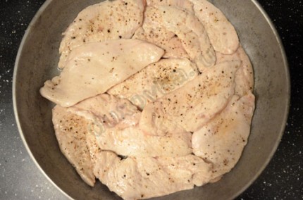 Пиле с крема сирене - рецепта със стъпка по стъпка снимки