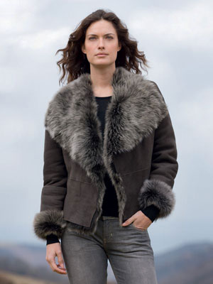 Fur Тоскана мит и реалност, палта на жените и кожени якета от Саратов «viavalento»