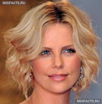Модни нюанси на светло кафяв цвят на косата (снимка) (цвят) Модни нюанси на светло кафяв цвят на косата (снимка)