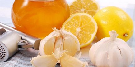 Мога ли да се яде мед за отслабване - полезни свойства, пият рецепти и как да се направи