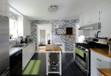Wallpaper в проектирането кухня и снимки на интериора, малки, залепване и поставяне на стени