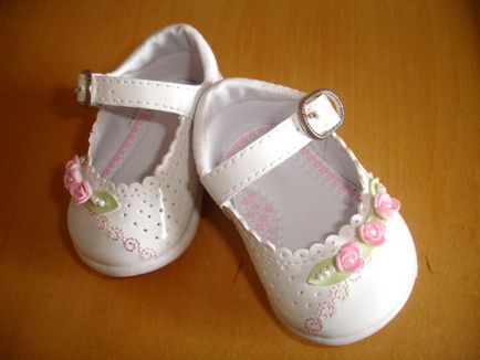 Обувки за първите стъпки за това как да избера най-подходящия модел за Вашето дете, малко дете