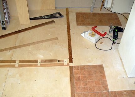 Плочки на шперплат на пода, отколкото да се придържаме подови плочки, как да поправите, да, фото и видео