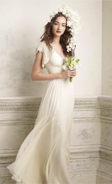 Обикновено сватбена рокля разполага нарязани стилове и идеи