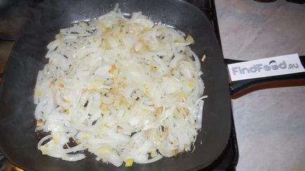 Салата с пилешки дробчета и кисели краставици рецепта със снимка