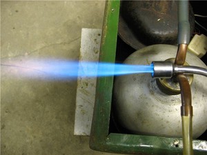 Домашна газова горелка с поглед ръцете си, функции, както и как да се направи